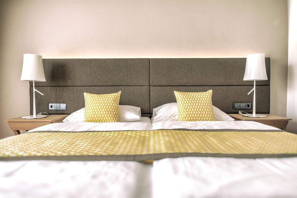 Hotel Turmhof Gumpoldskirchen Phòng bức ảnh