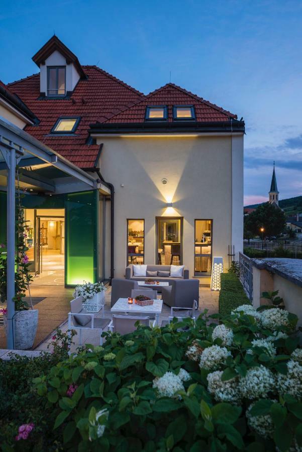 Hotel Turmhof Gumpoldskirchen Ngoại thất bức ảnh
